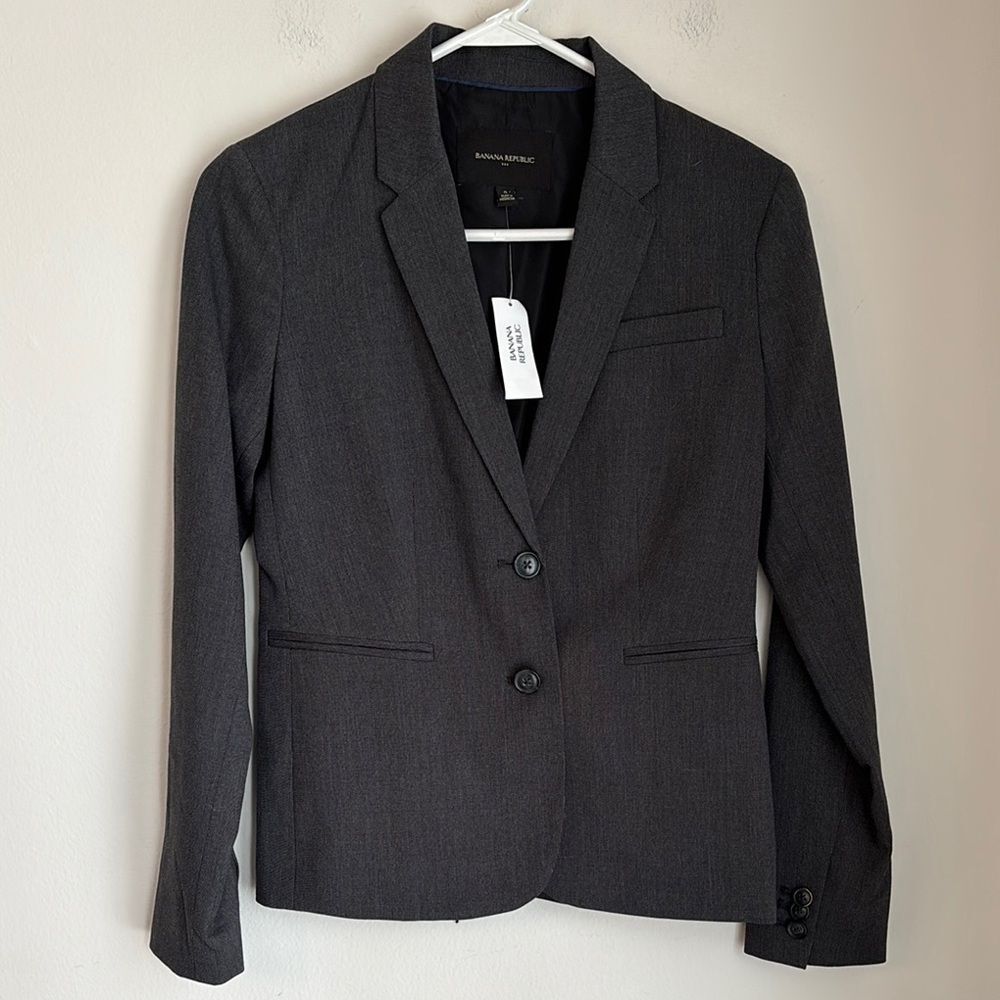 Banana Republic Women's charcoal gray professional Blazer suit jacket size 0 NWT